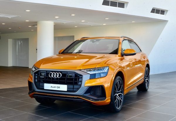 Audi_Q8_