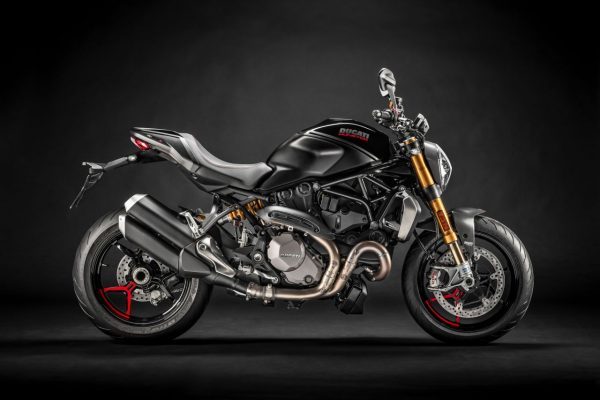 Ducati Monster 1200 S Black on Black