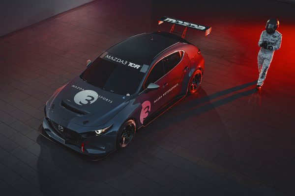 Mazda 3 TCR