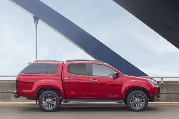 Isuzu D-Max Blade+