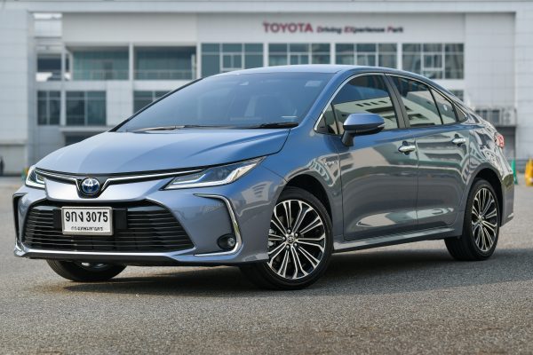 Corolla Altis