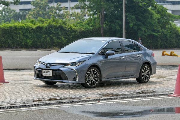 Corolla Altis