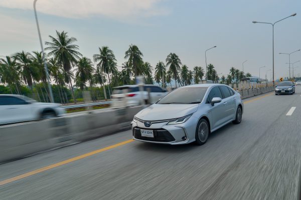 Corolla Altis