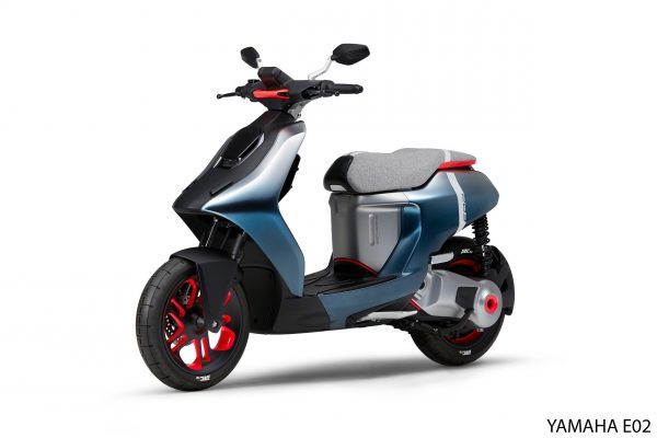 Yamaha E02