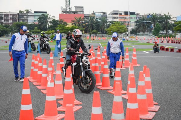 Honda BigBike Riding Passion Year 2
