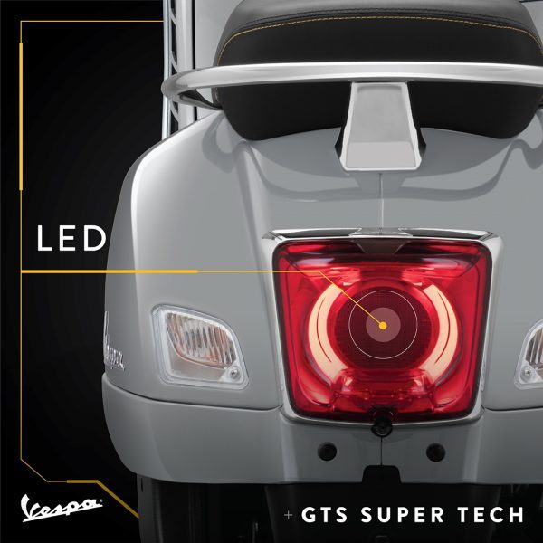 Vespa GTS Super Tech