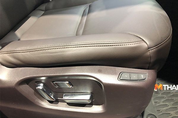 MazdaCX-8