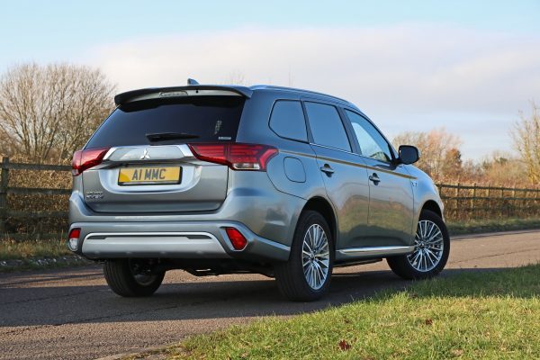 Mitsubishi Outlander PHEV Reflex Plus