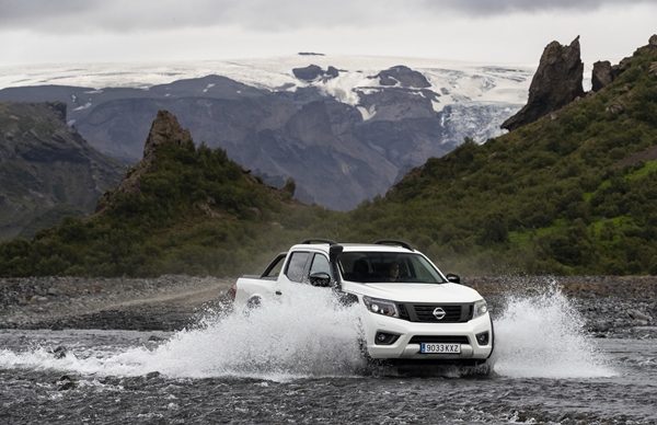 Nissan Navara AT32