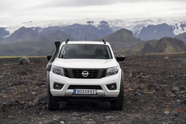 Nissan Navara AT32