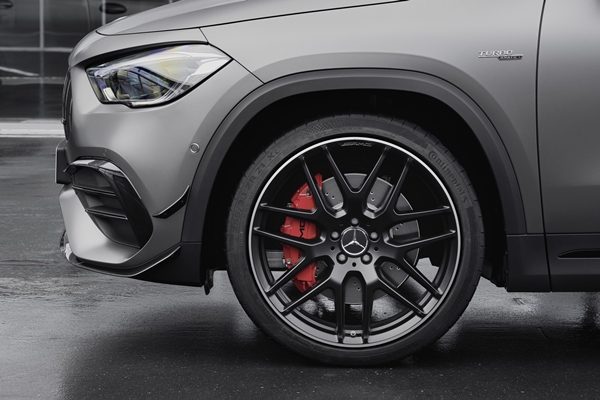 Mercedes-AMG GLA 45