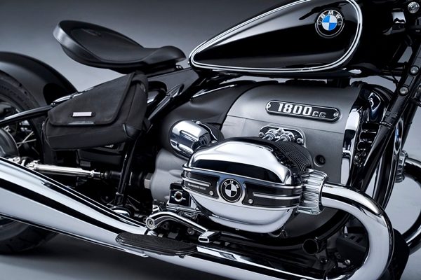 BMW R 18