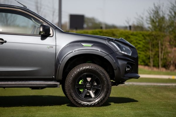 Isuzu D-Max XTR Color Edition