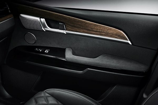 https://www.carscoops.com/2020/05/2020-kia-mohave-gravity-korean-range-topper-sports-new-grille-other-upgrades/