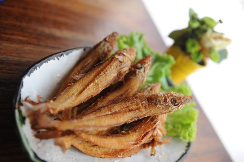 fish dry thai food