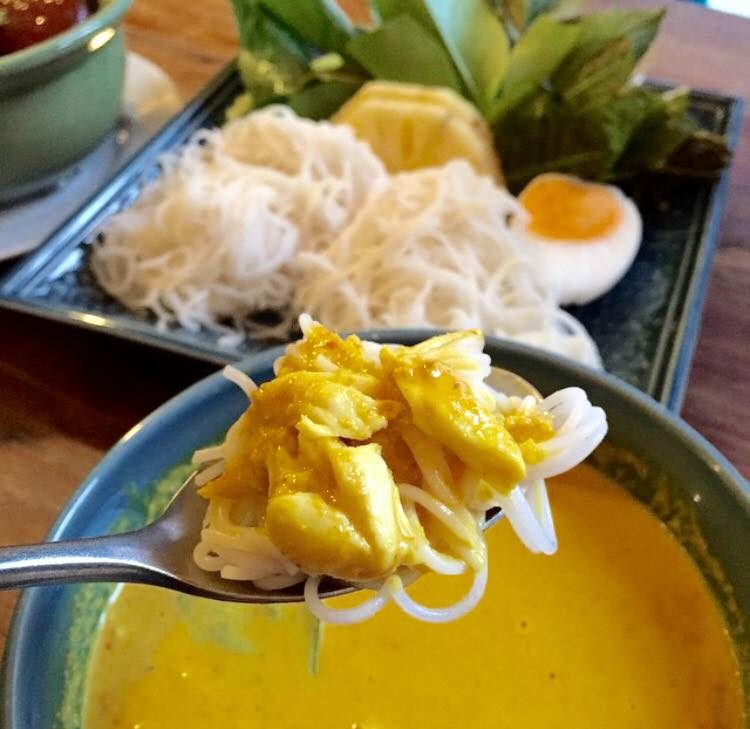 thai noodle crab