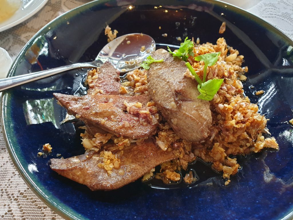 อาหารคอเลสเตอรอลสูง