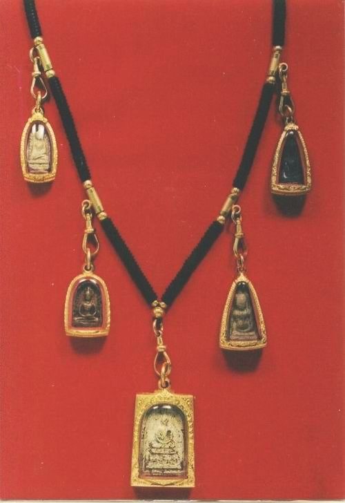 amulet ห้อยพระอย่างไร ให้ถูกโฉลกกับวันเกิด ปีเกิด