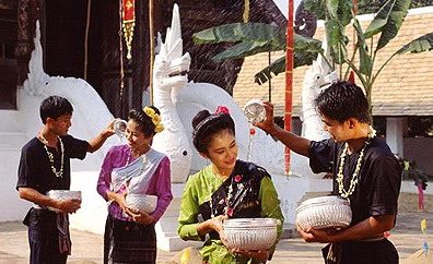 วันสงกรานต์ วันสงกรานต์