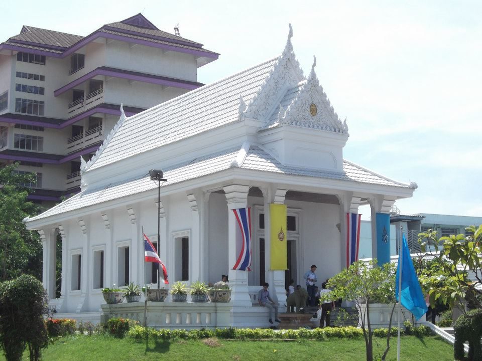 วัดพระราม_9_กาญจนาภิเษก