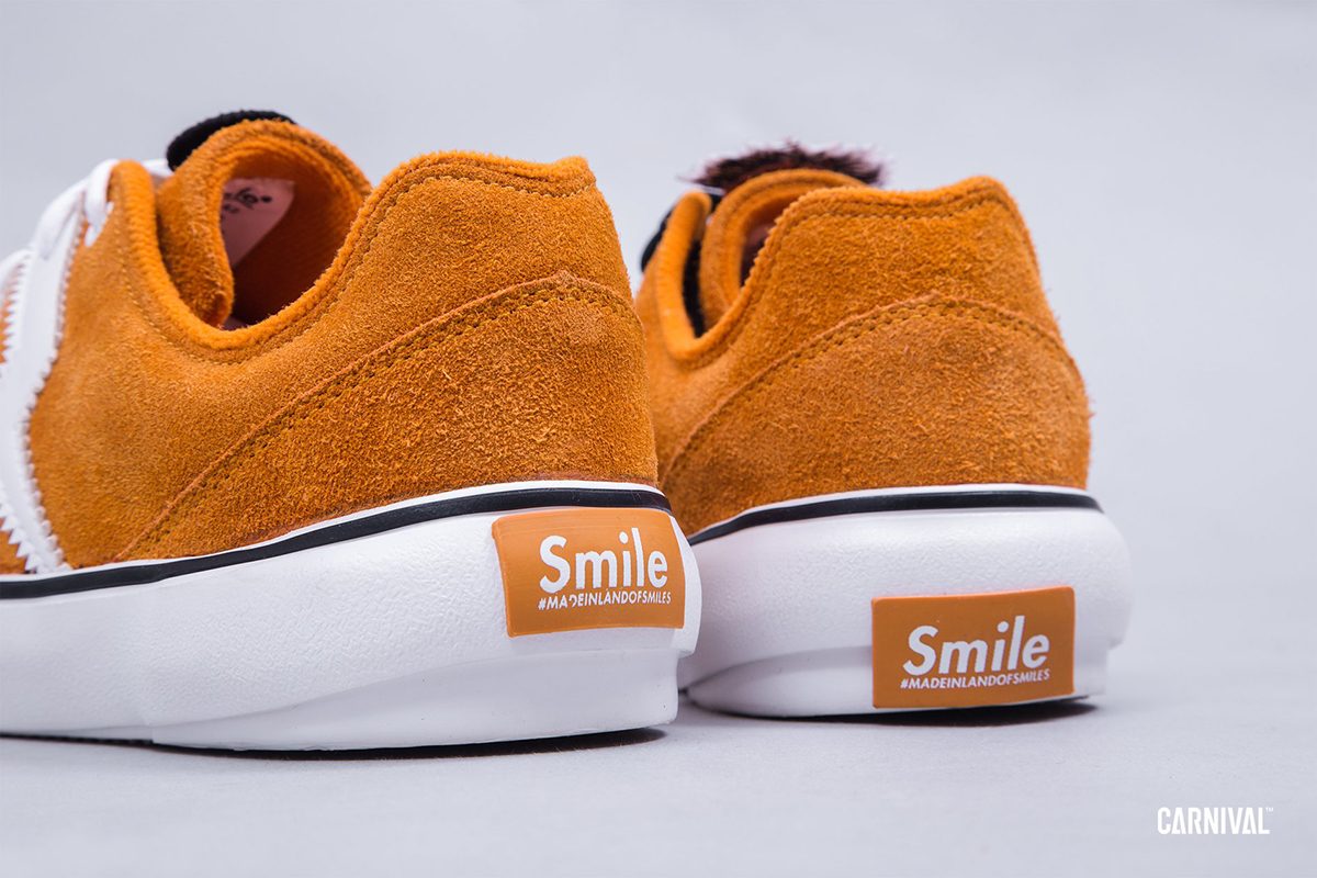 FUNNY SNEAKER