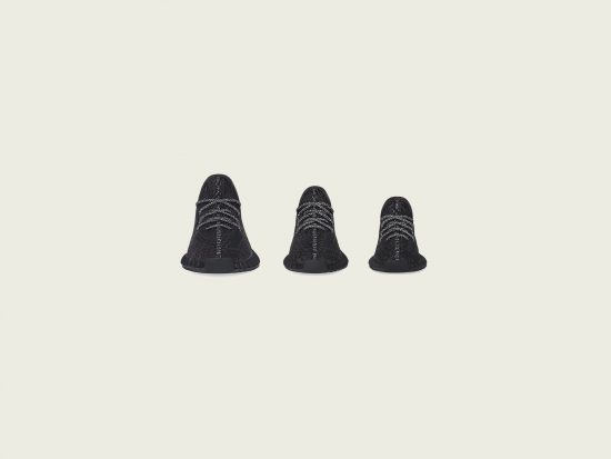 YEEZY BOOST 350 V2 BLACK