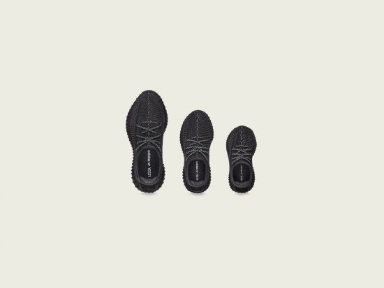 YEEZY BOOST 350 V2 BLACK