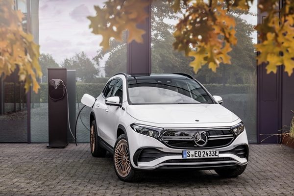 Mercedes-EQA