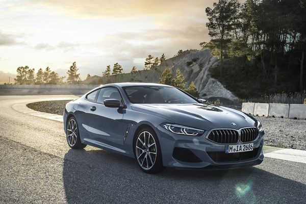 BMW M850i xDrive Coupe 