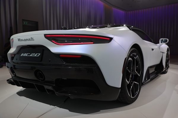 Maserati MC20