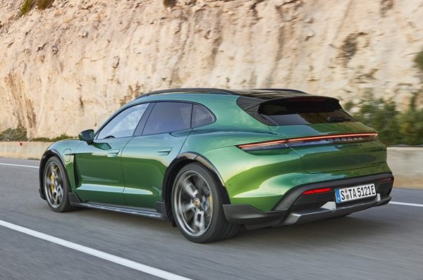 Porsche Taycan Cross Turismo