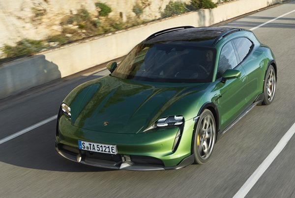 Porsche Taycan Cross Turismo