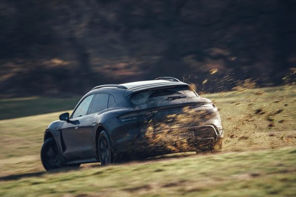 Porsche Taycan Cross Turismo