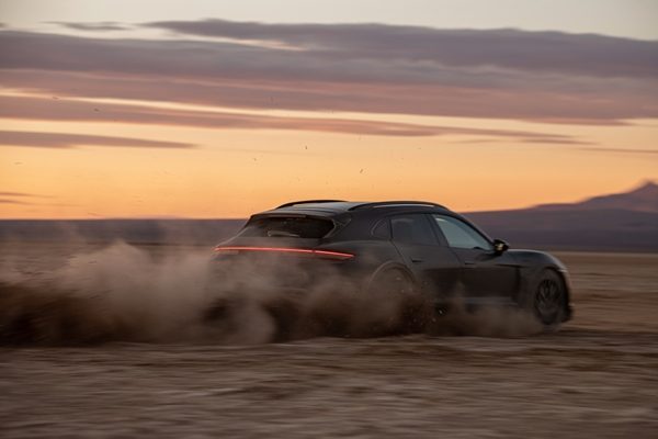 Porsche Taycan Cross Turismo
