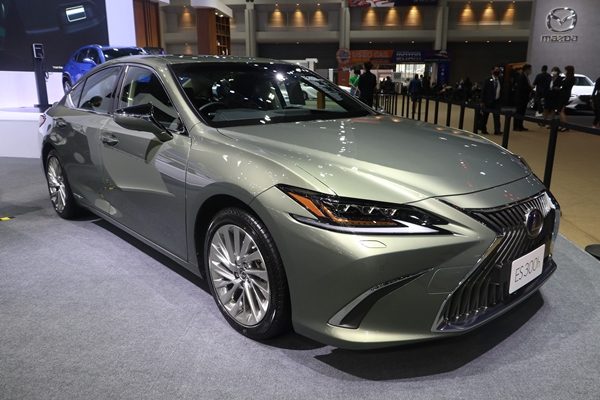 Lexus