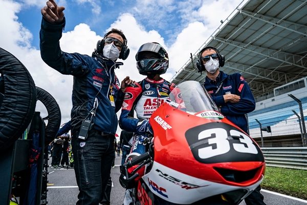 Honda Moto3 2021