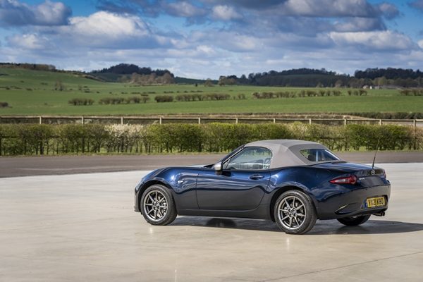 Mazda MX-5 Sport Venture