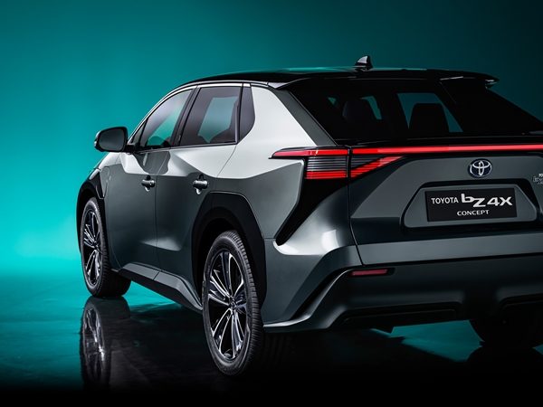 Toyota bZ4X Concept