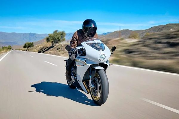 2021 MV Agusta Superveloce