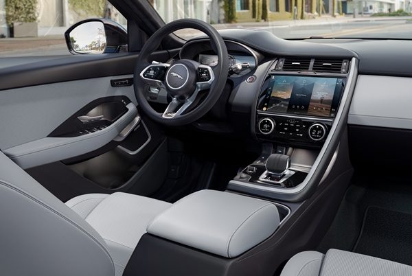 Jaguar E-Pace R-Dynamic Black Edition