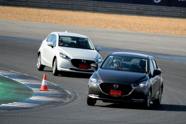 Mazda2