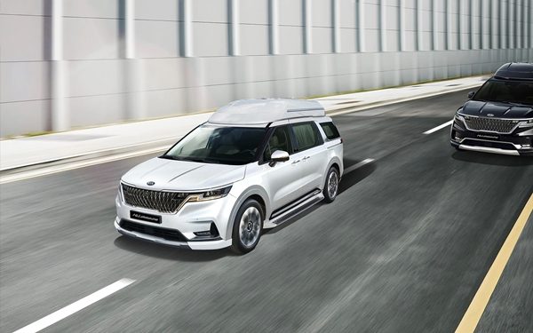 KIA Carnival Hi Limousine