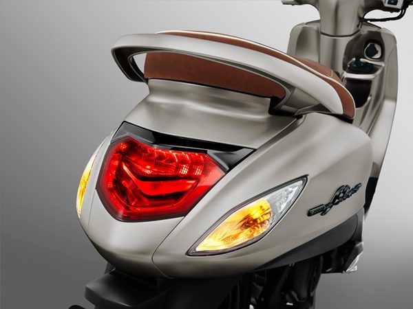 NEW YAMAHA GRAND FILANO HYBRID