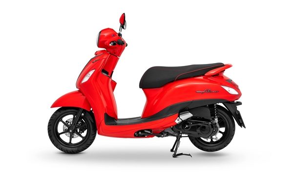 NEW YAMAHA GRAND FILANO HYBRID