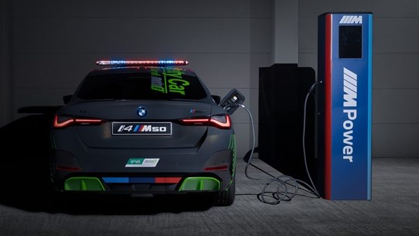 BMW i4 M50