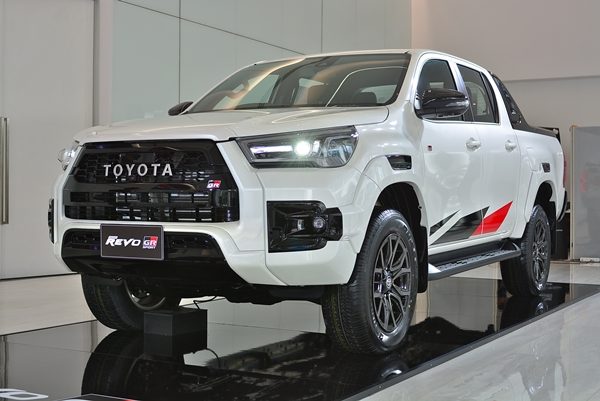 Toyota Hilux REVO GR Sport