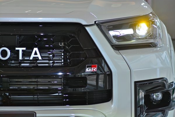 Toyota Hilux REVO GR Sport