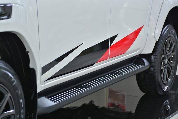 Toyota Hilux REVO GR Sport