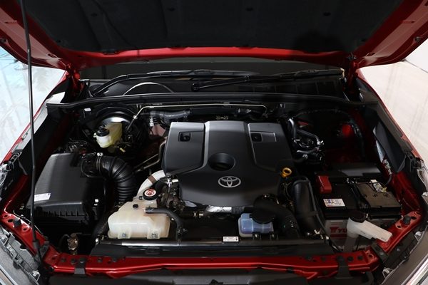 Toyota Hilux REVO GR Sport