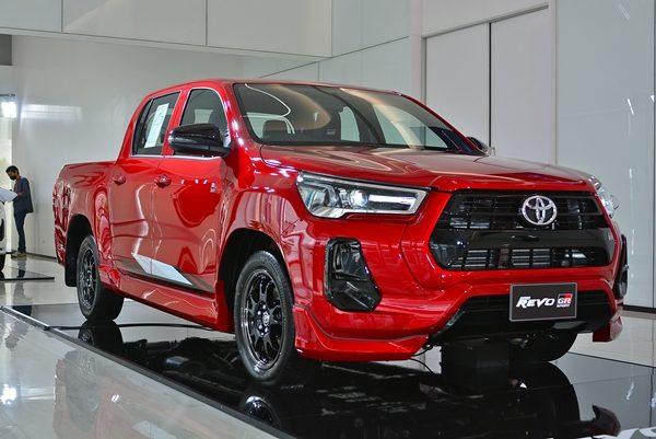 Toyota Hilux REVO GR Sport